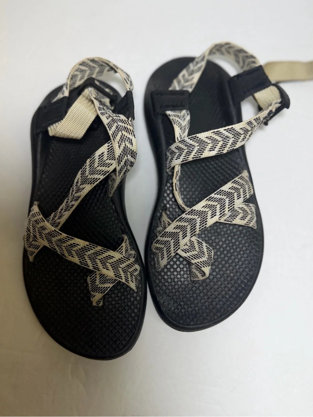 Chaco Black Sandal with Tan and Beige Chevron Straps 7 small chip in clasp